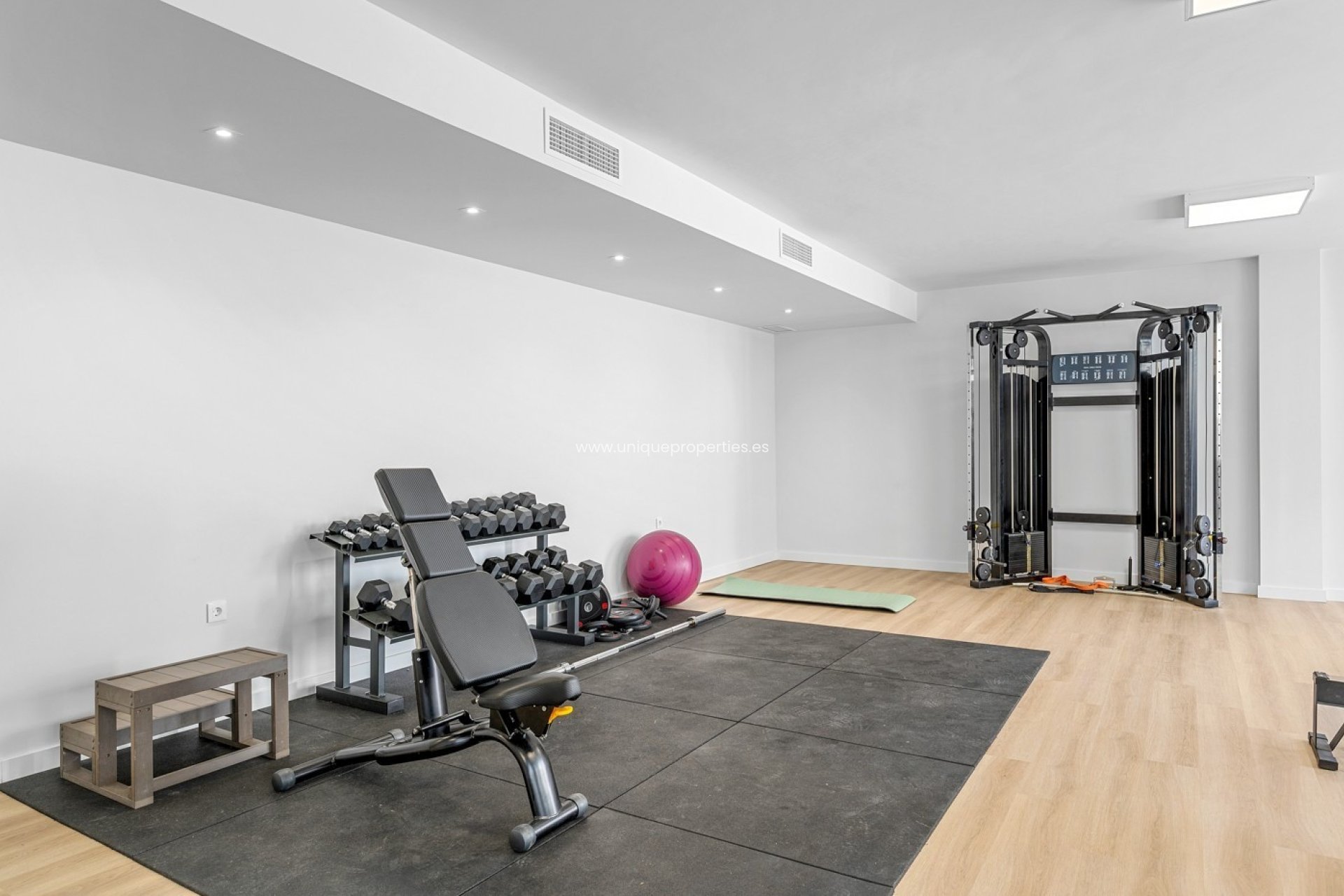 Herverkoop - Penthouse -
PLAYA FLAMENCA