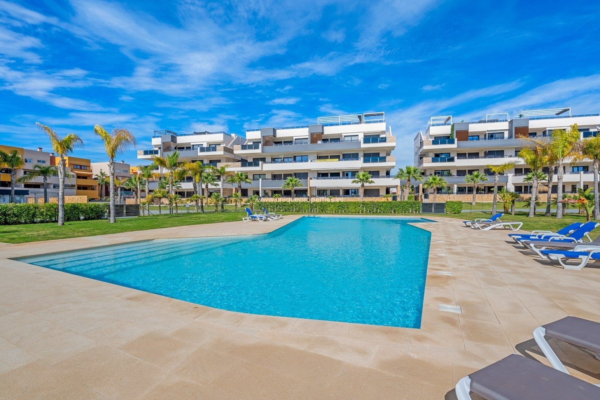 Herverkoop - Penthouse -
PLAYA FLAMENCA