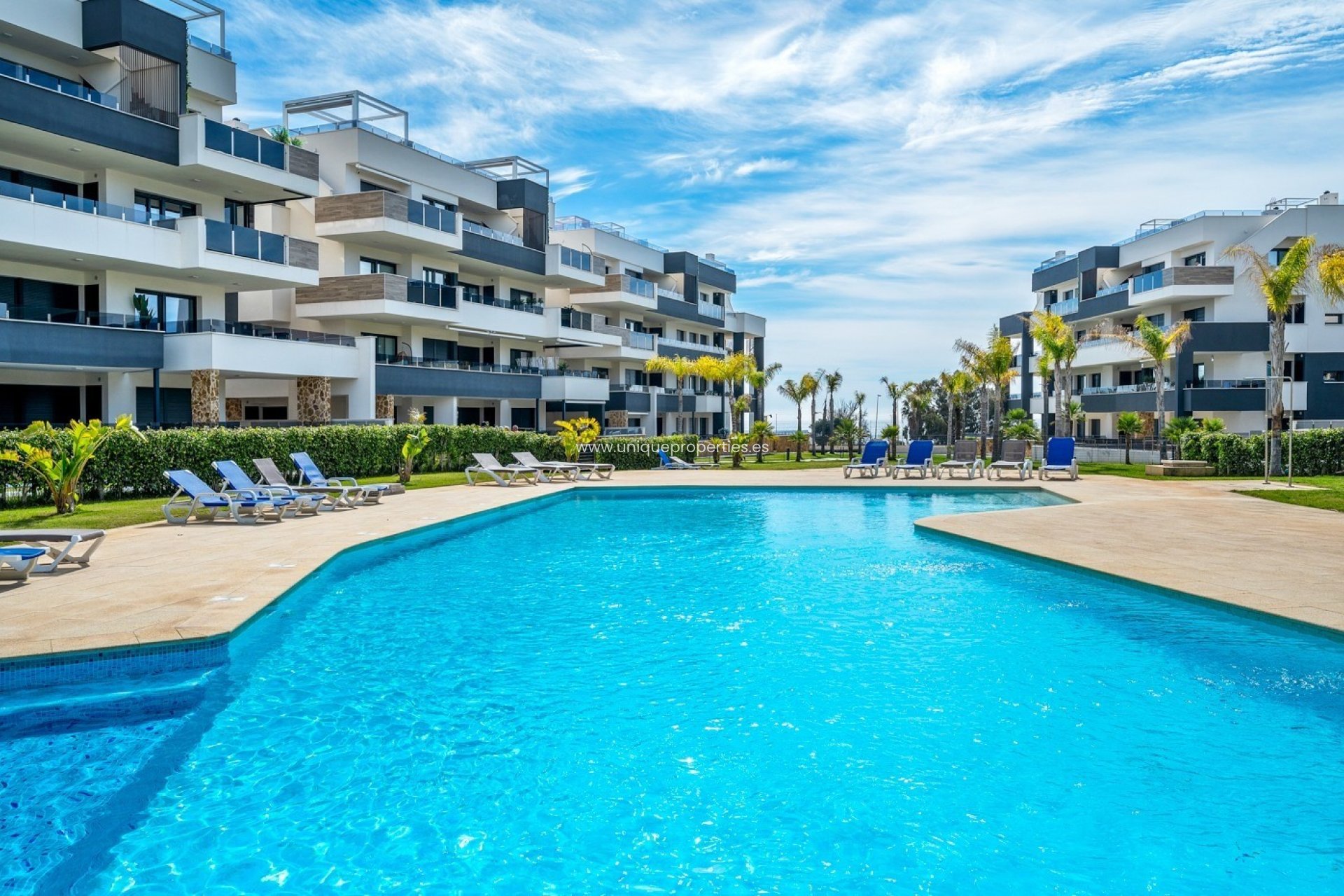 Herverkoop - Penthouse -
PLAYA FLAMENCA