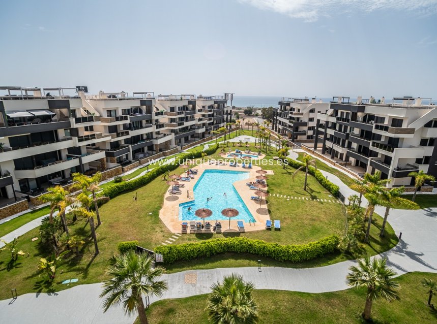 Herverkoop - Penthouse -
PLAYA FLAMENCA