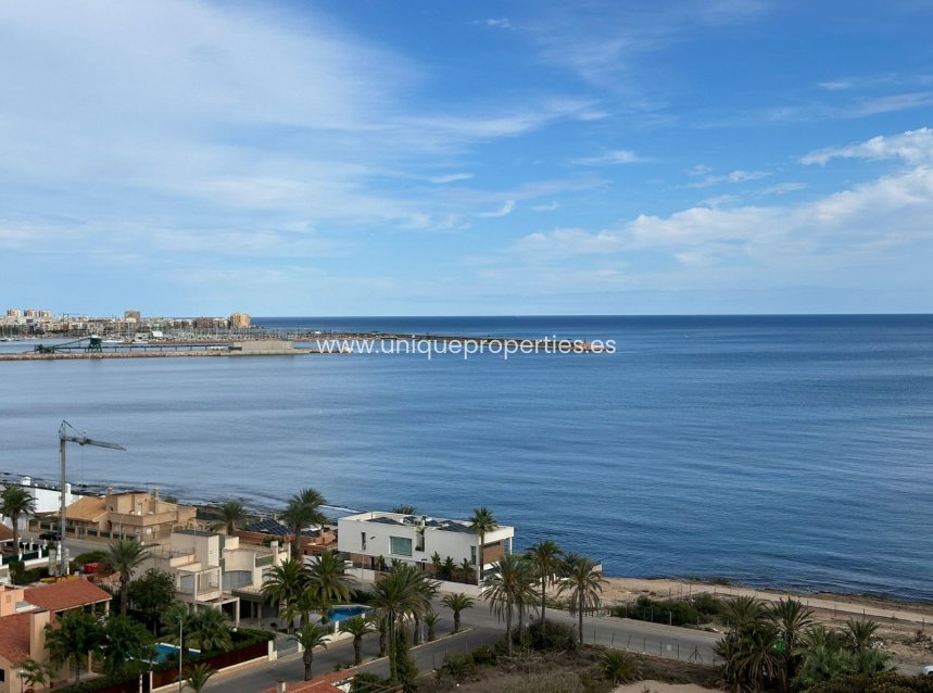 Herverkoop - Penthouse -
Torrevieja - La Veleta