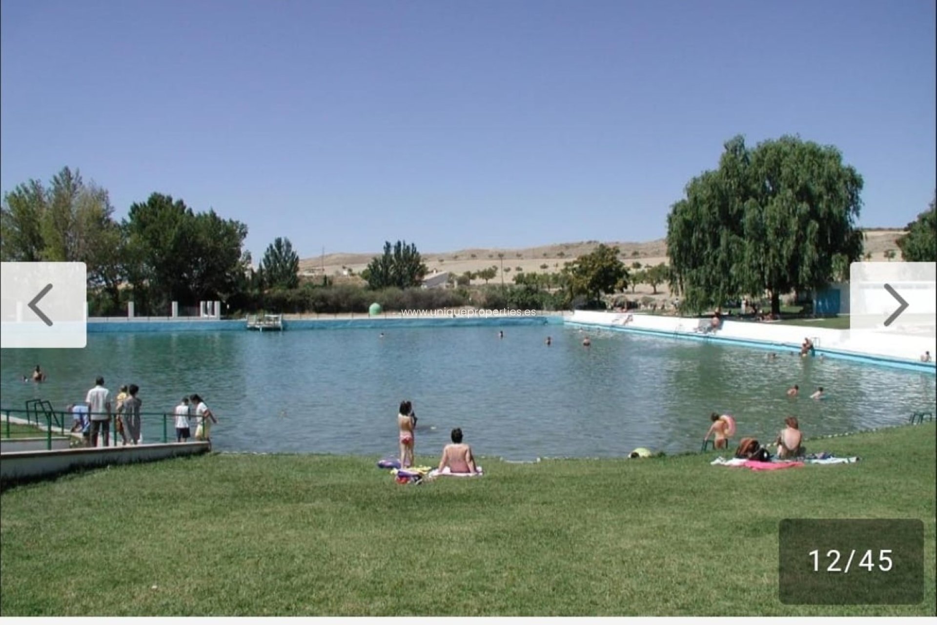 Herverkoop - Reclame -
Huescar