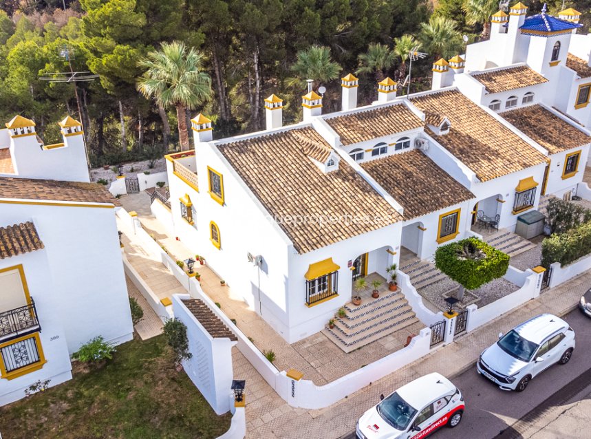 Herverkoop - Semi-Detached -
Orihuela Costa - Villa Martin