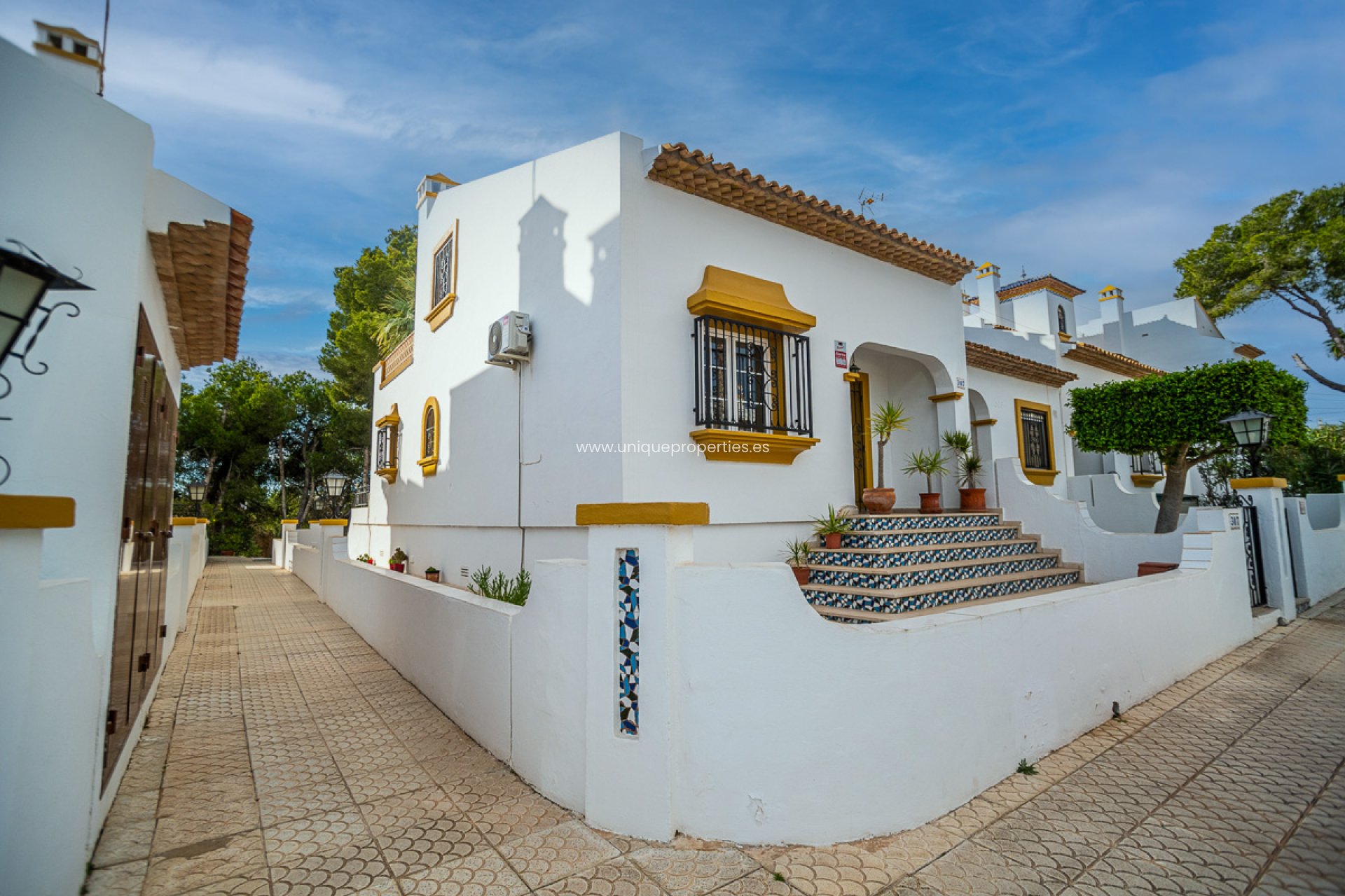 Herverkoop - Semi-Detached -
Orihuela Costa - Villa Martin