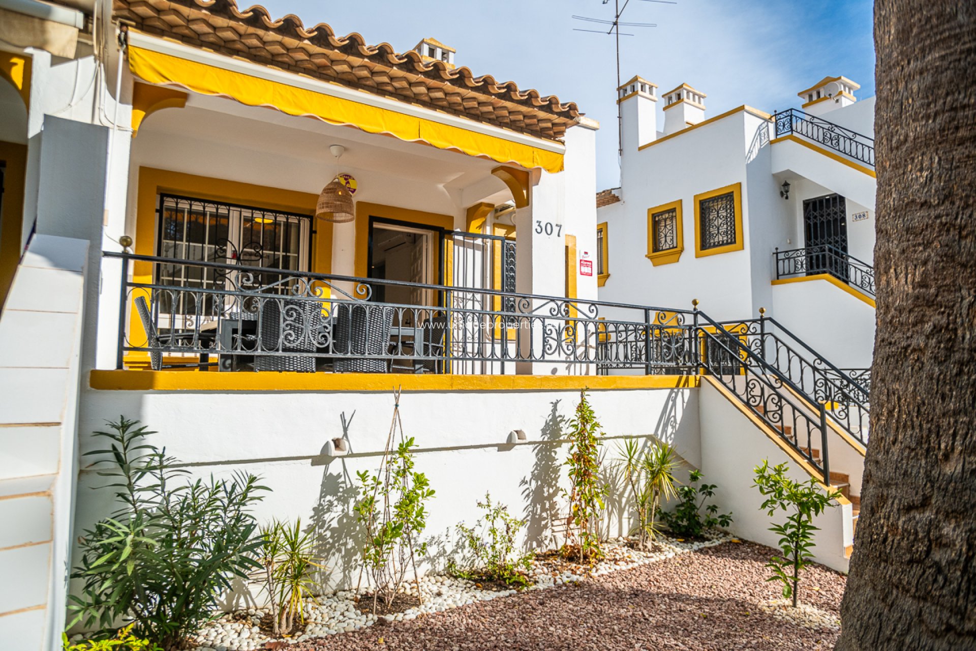 Herverkoop - Semi-Detached -
Orihuela Costa - Villa Martin