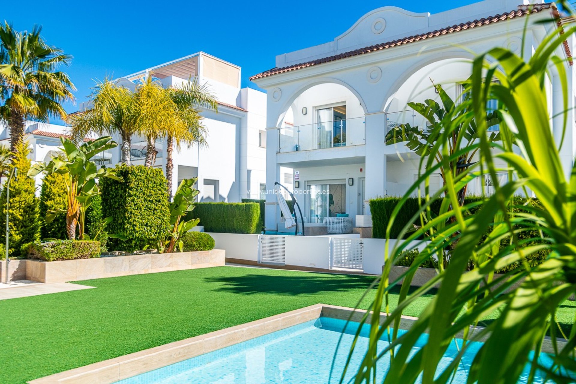 Herverkoop - Villa -
CIUDAD QUESADA