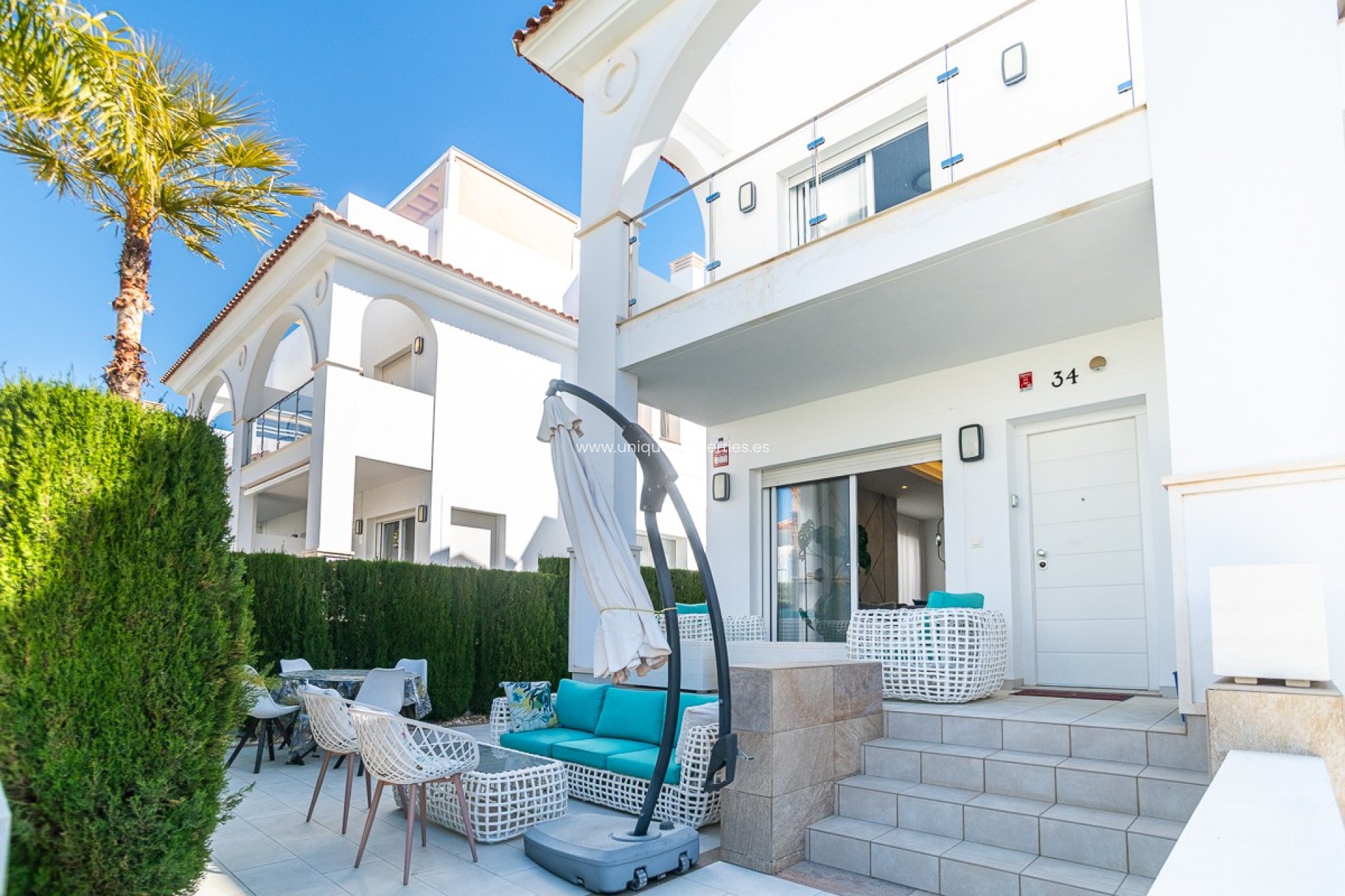 Herverkoop - Villa -
CIUDAD QUESADA