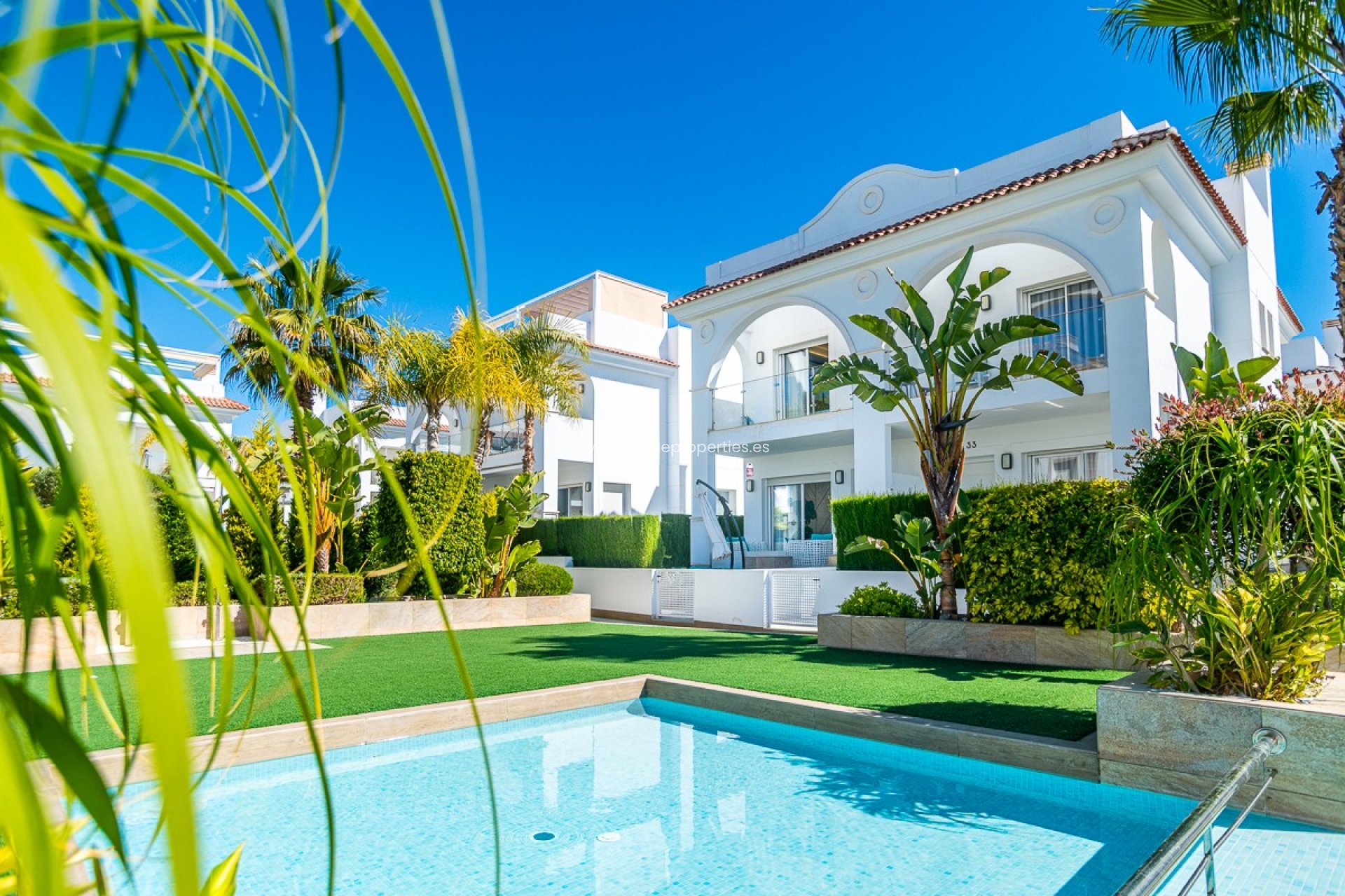 Herverkoop - Villa -
CIUDAD QUESADA