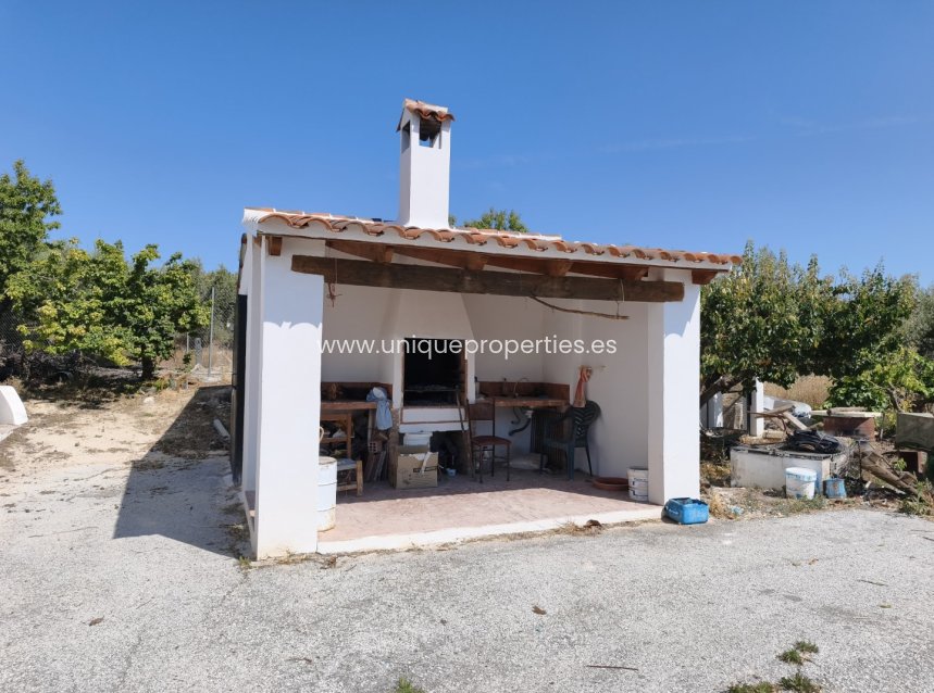 Herverkoop - Villa -
Huescar