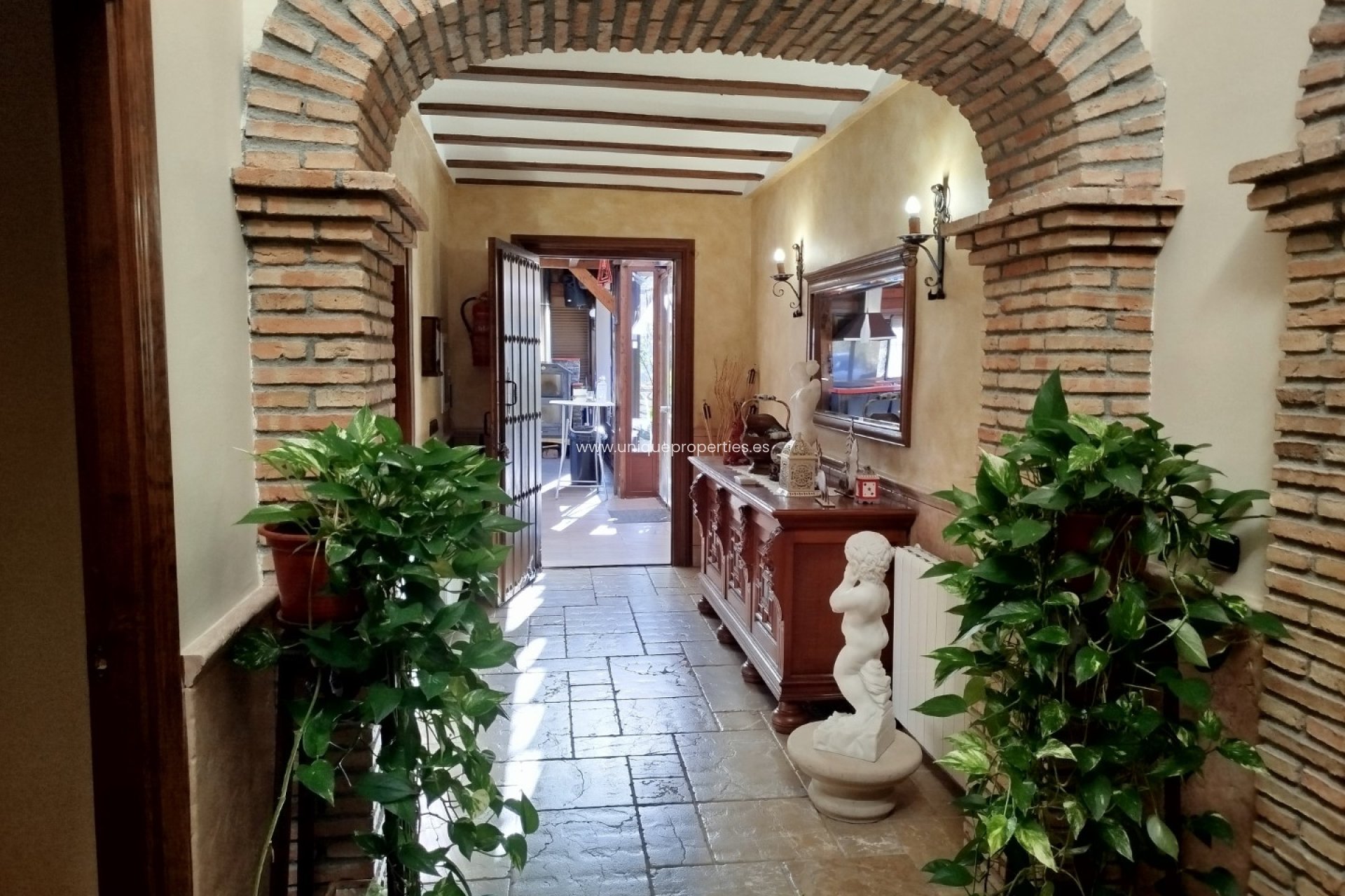 Herverkoop - Villa -
Macael