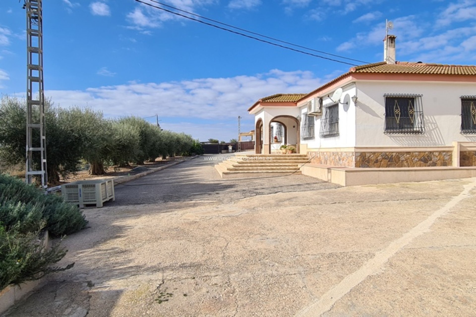 Herverkoop - Villa -
Orihuela - La Matanza