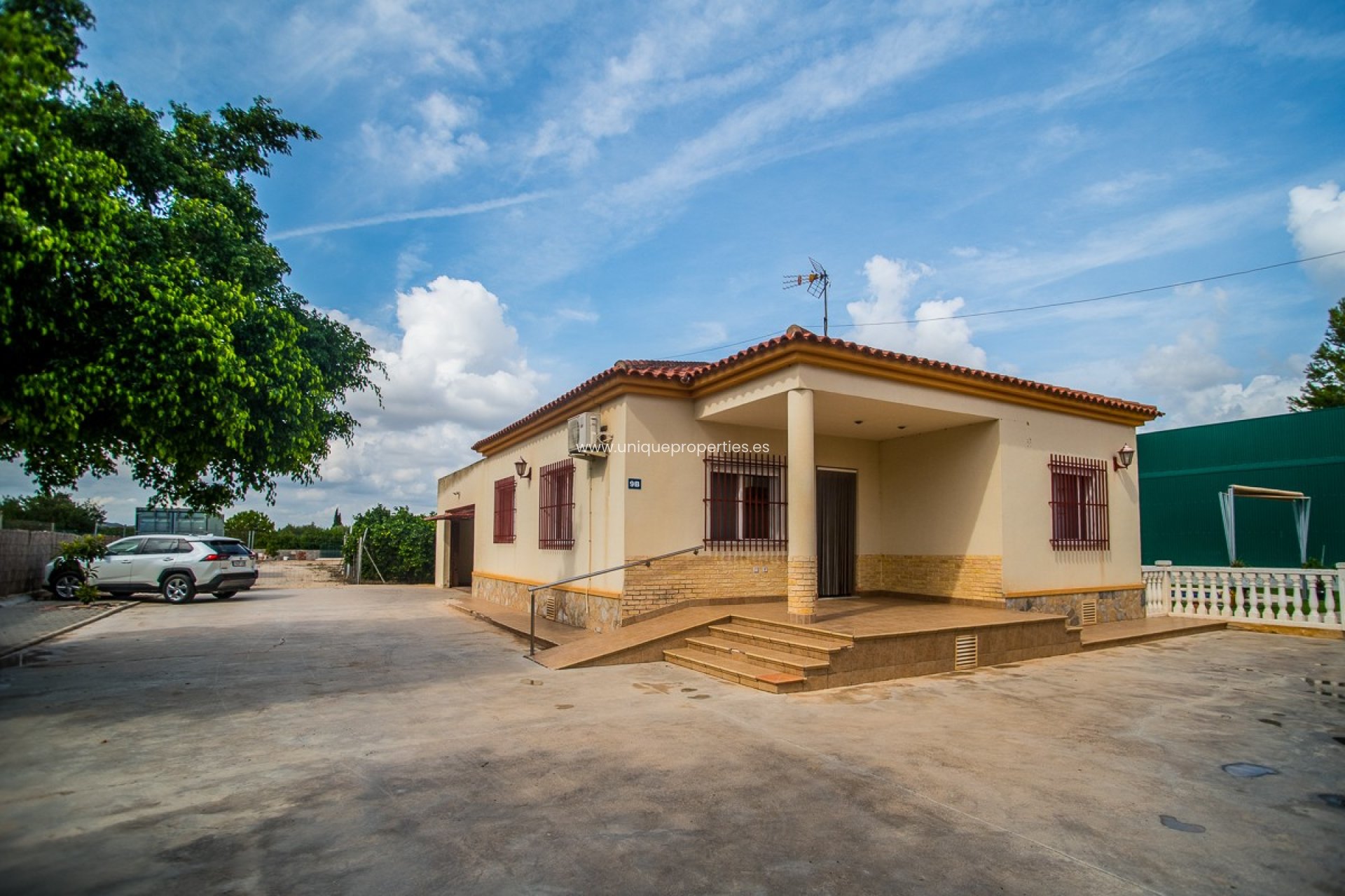 Herverkoop - Villa -
Orihuela - La Matanza