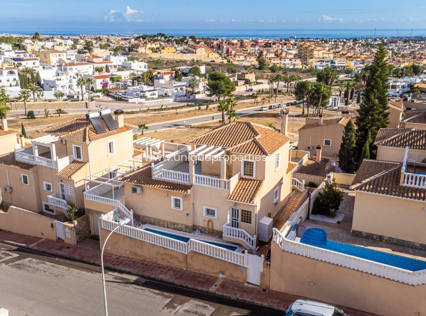 Herverkoop - Villa -
San Miguel de Salinas - Blue Lagoon