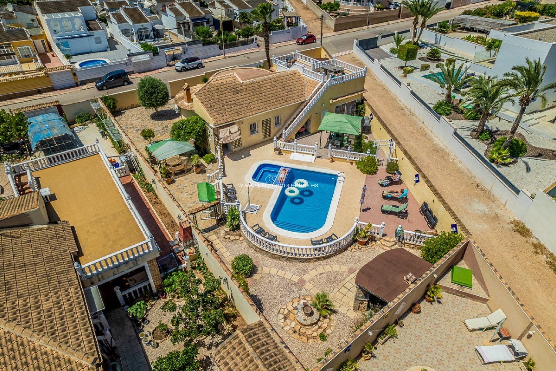 Herverkoop - Villa -
Torrevieja - La Siesta