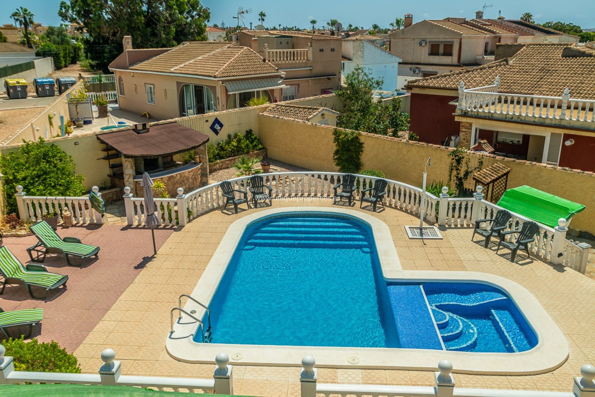 Herverkoop - Villa -
Torrevieja - La Siesta