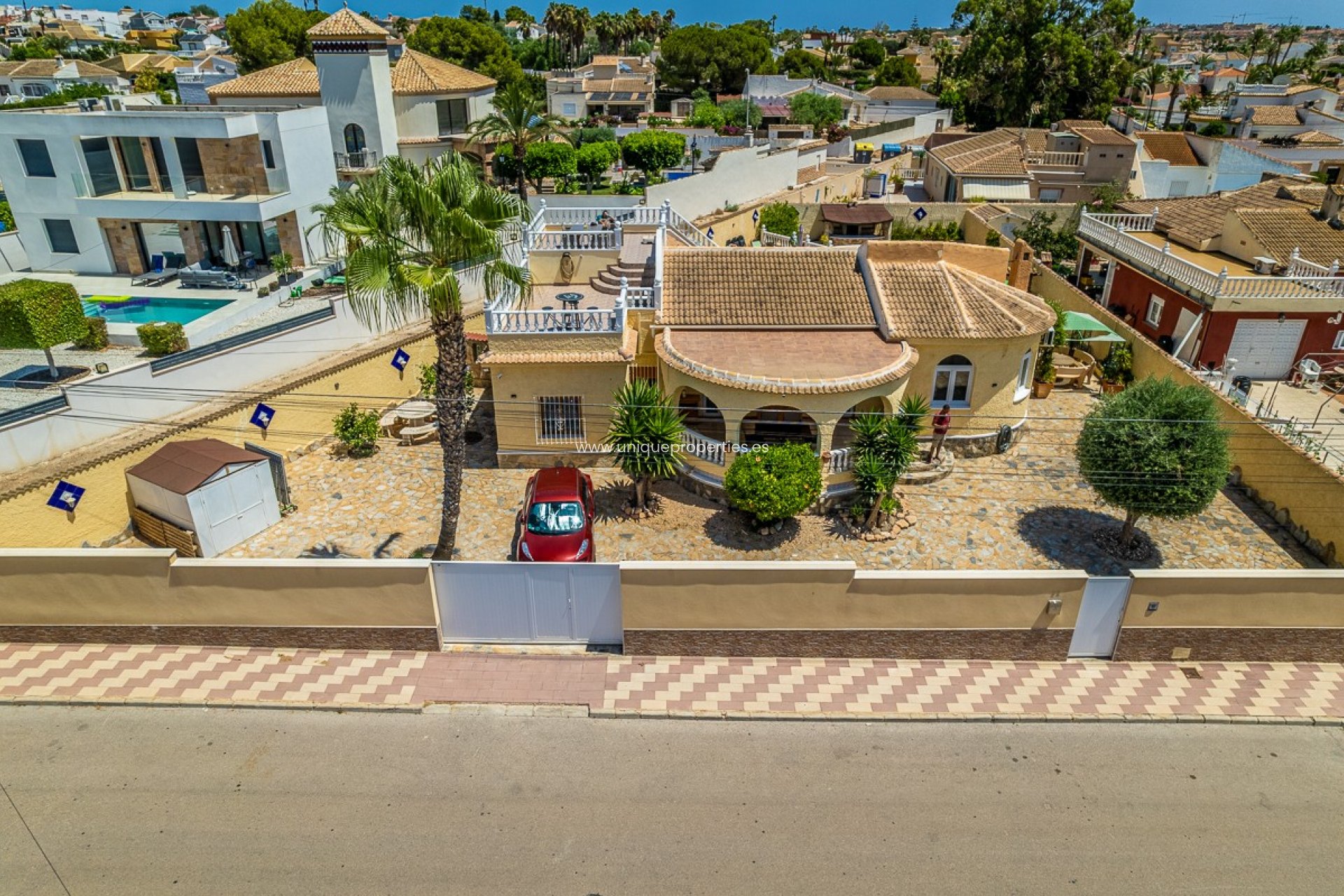 Herverkoop - Villa -
Torrevieja - La Siesta