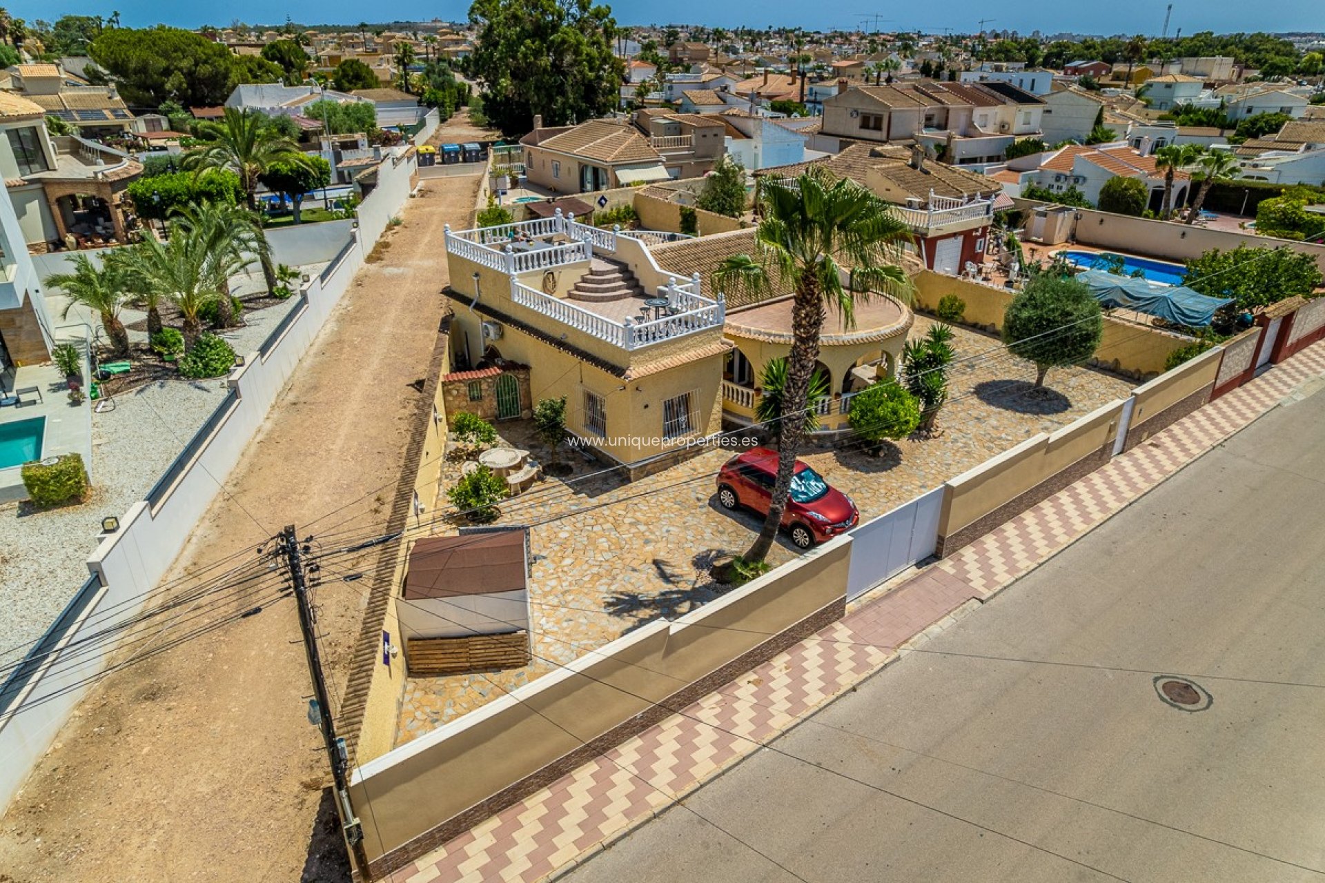 Herverkoop - Villa -
Torrevieja - La Siesta