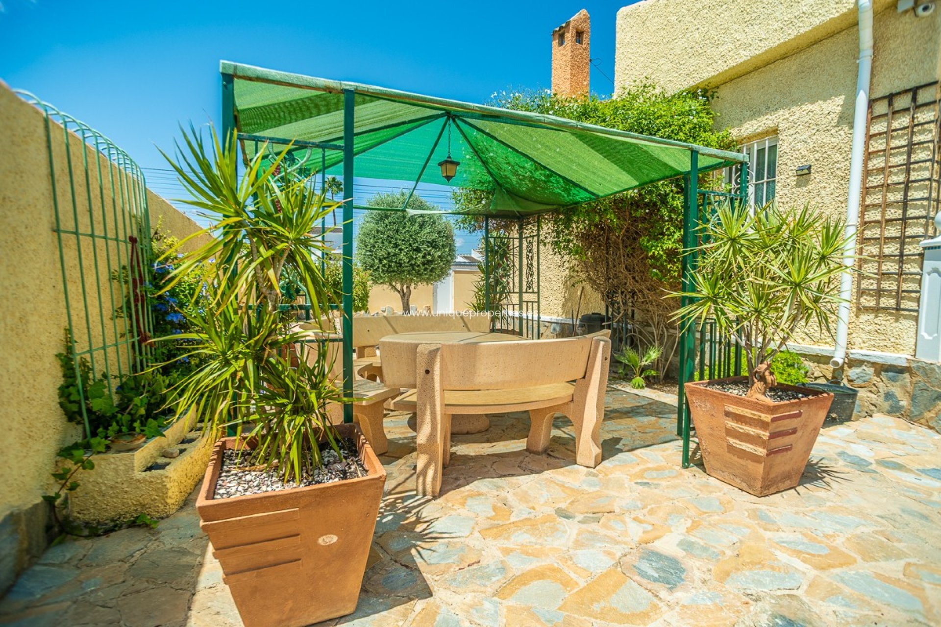 Herverkoop - Villa -
Torrevieja - La Siesta