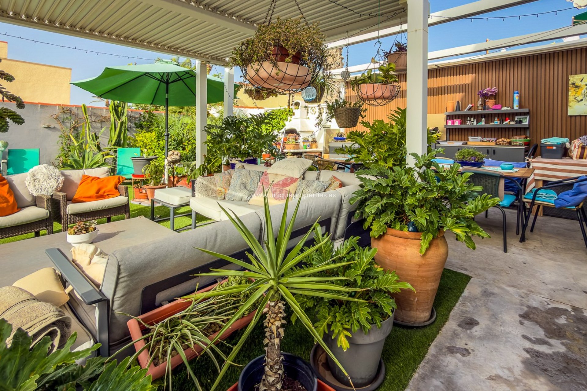 Herverkoop - Villa -
Torrevieja - Torreta - Florida
