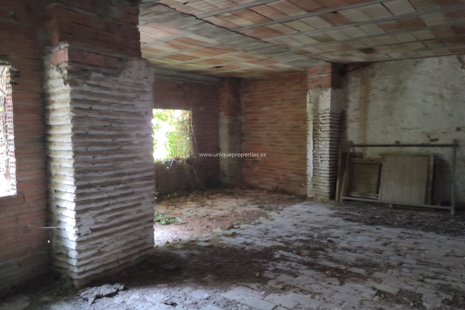 Herverkoop - Village House -
Caniles