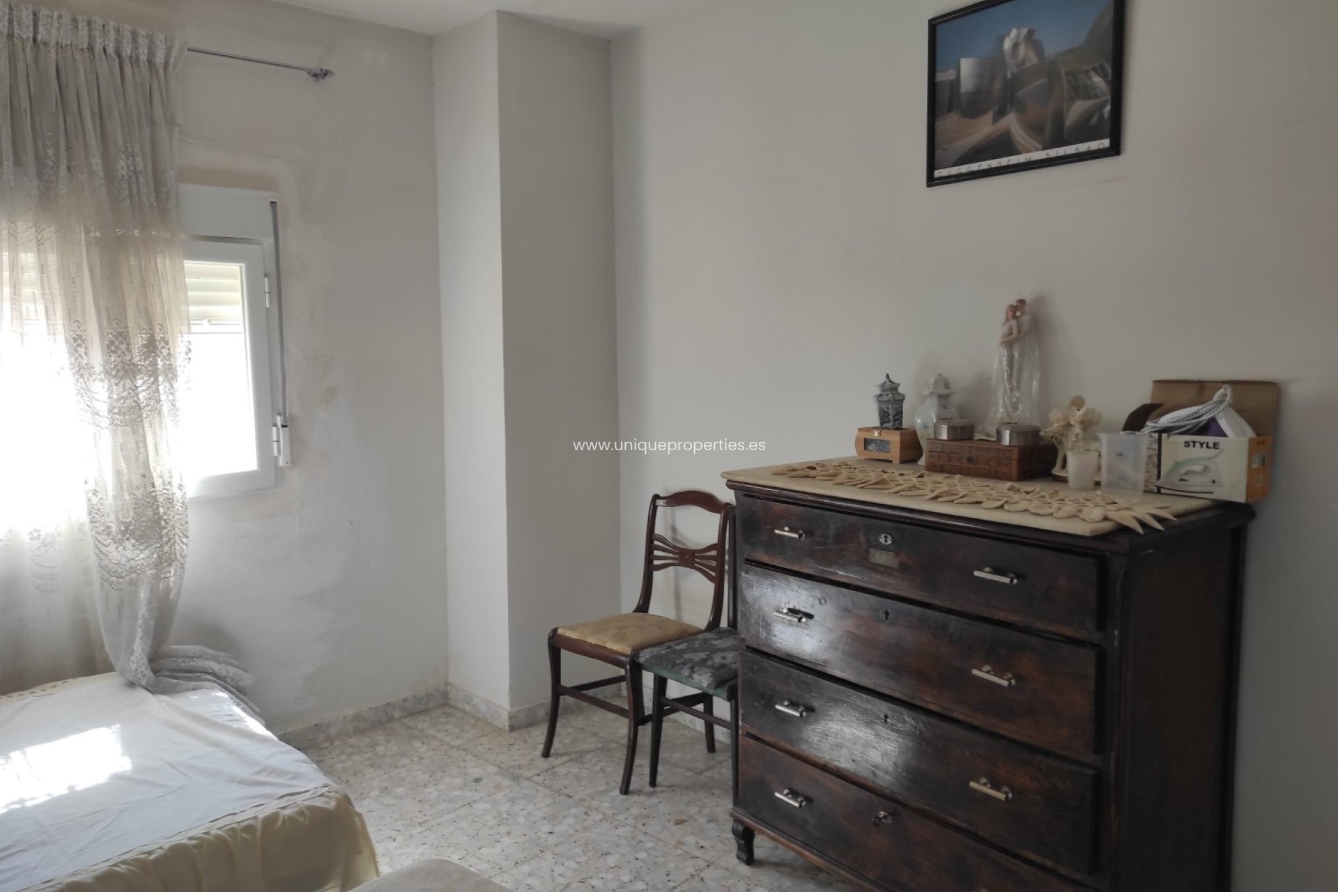 Herverkoop - Village House -
Caniles