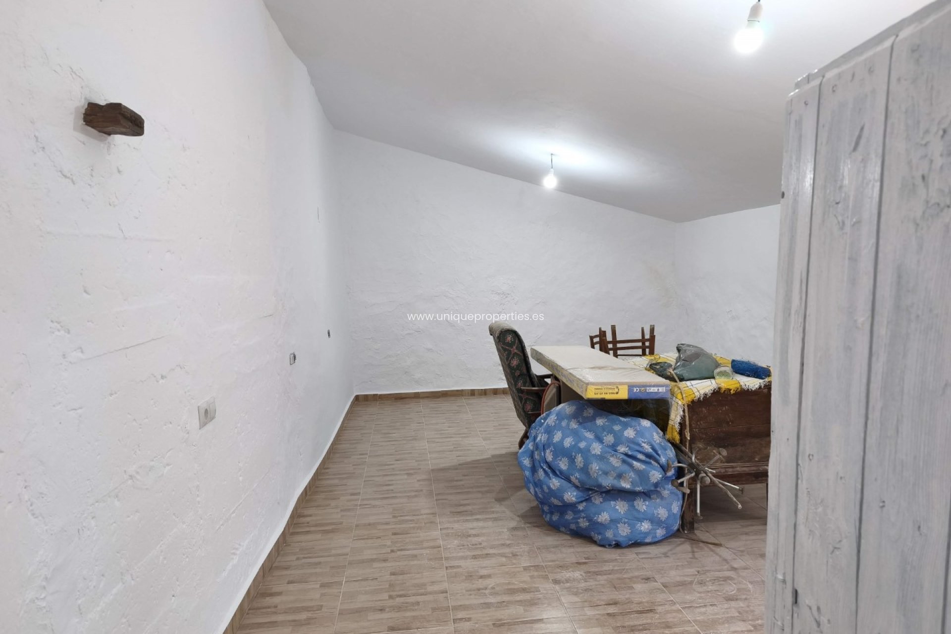 Herverkoop - Village House -
Castril