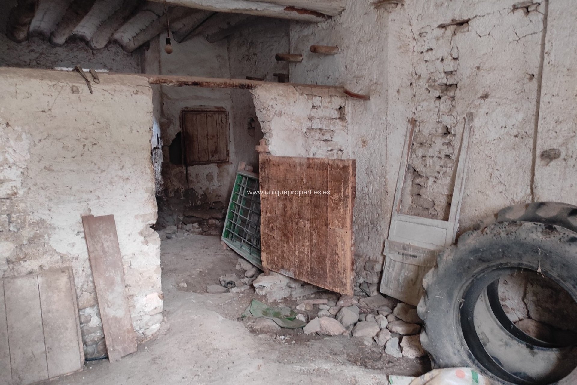 Herverkoop - Village House -
Cortes de Baza