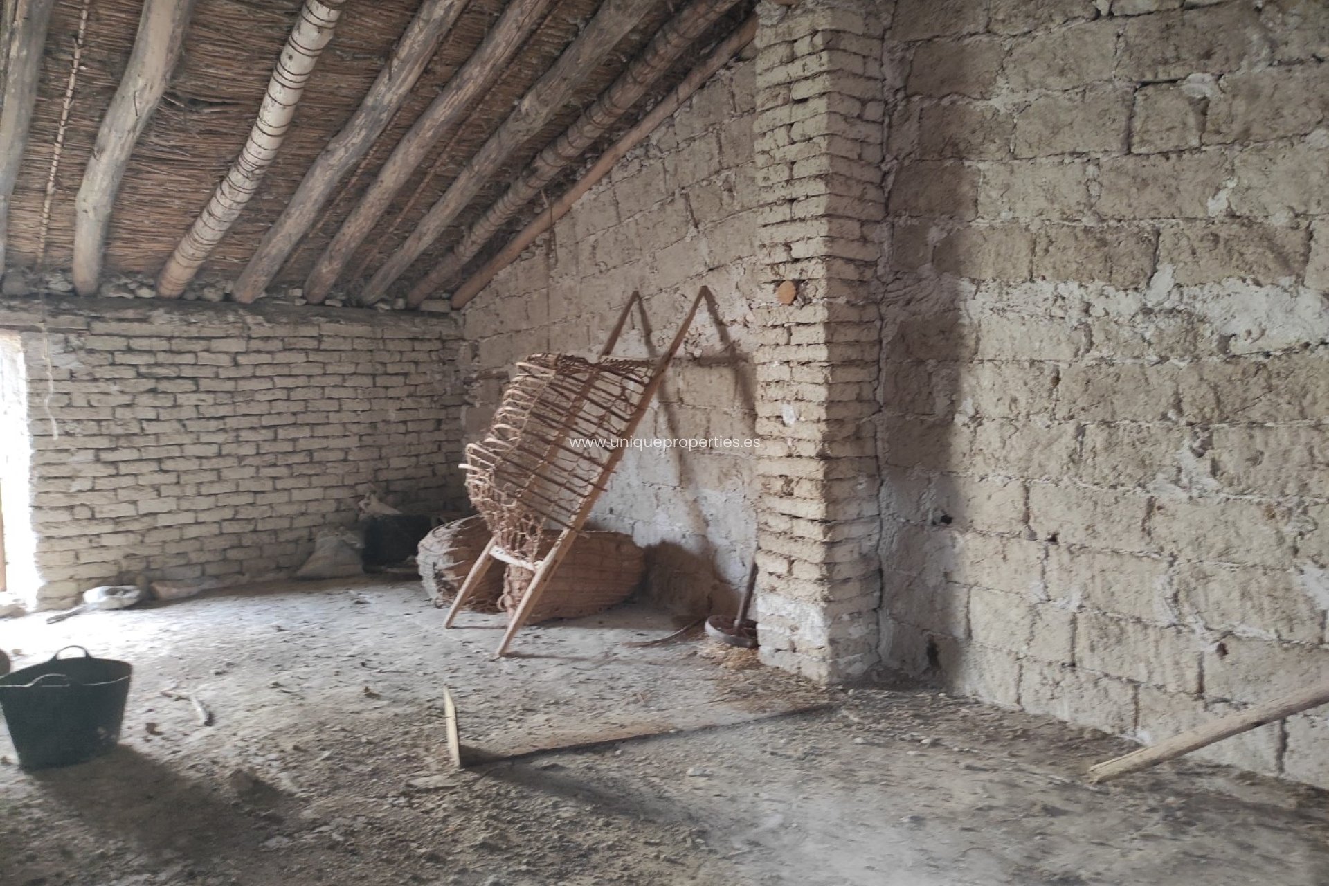 Herverkoop - Village House -
Cortes de Baza