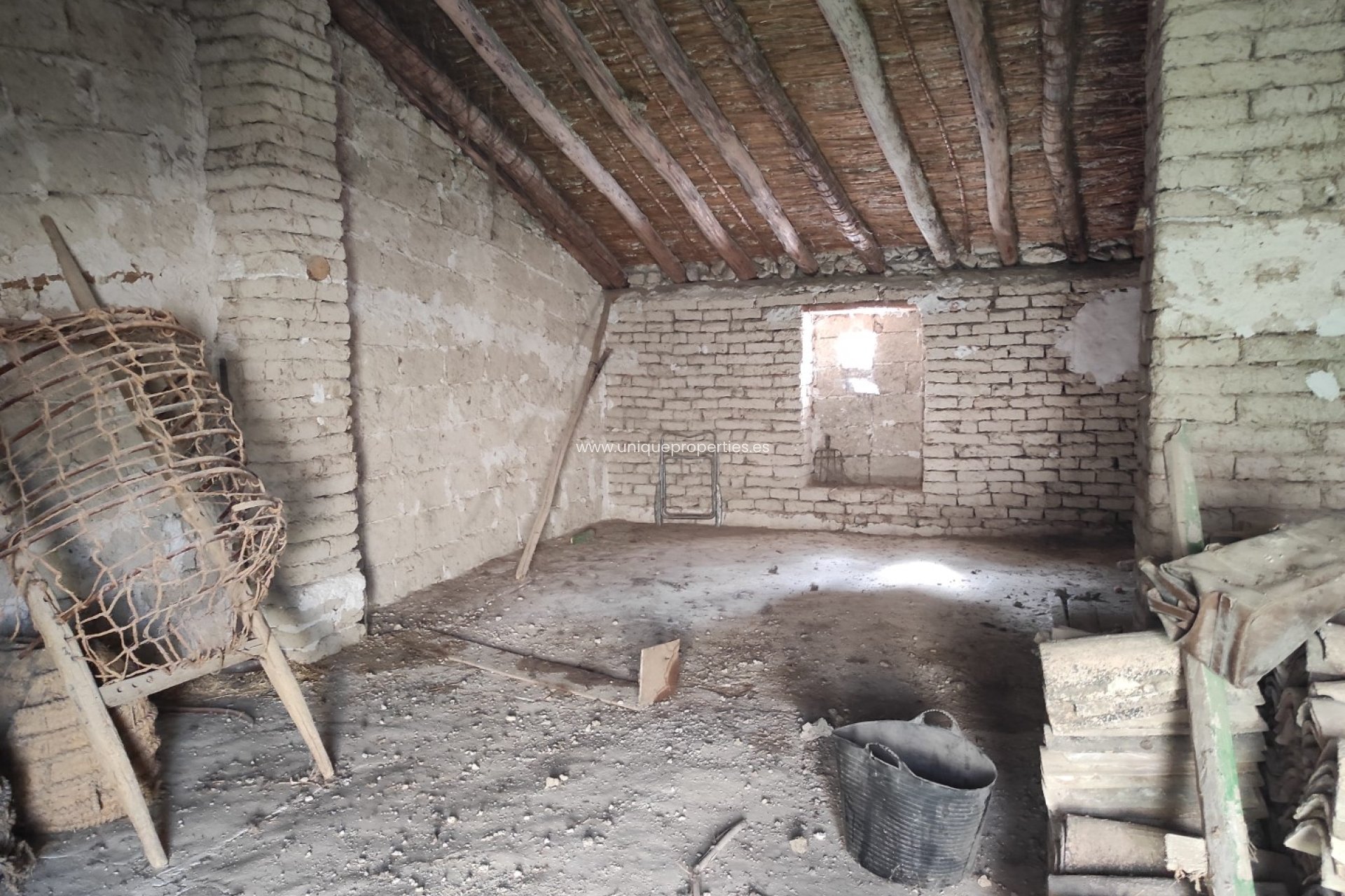 Herverkoop - Village House -
Cortes de Baza