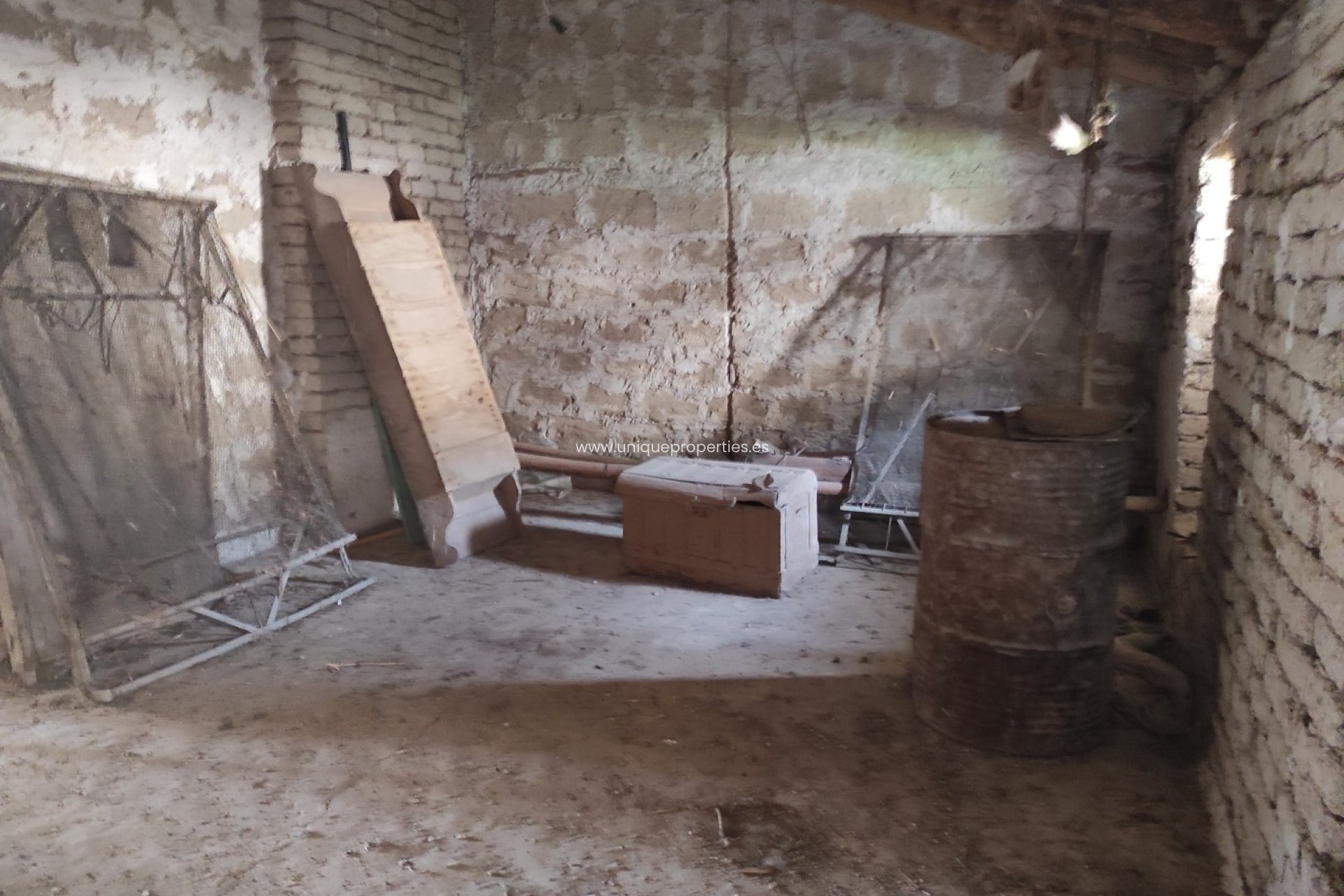 Herverkoop - Village House -
Cortes de Baza