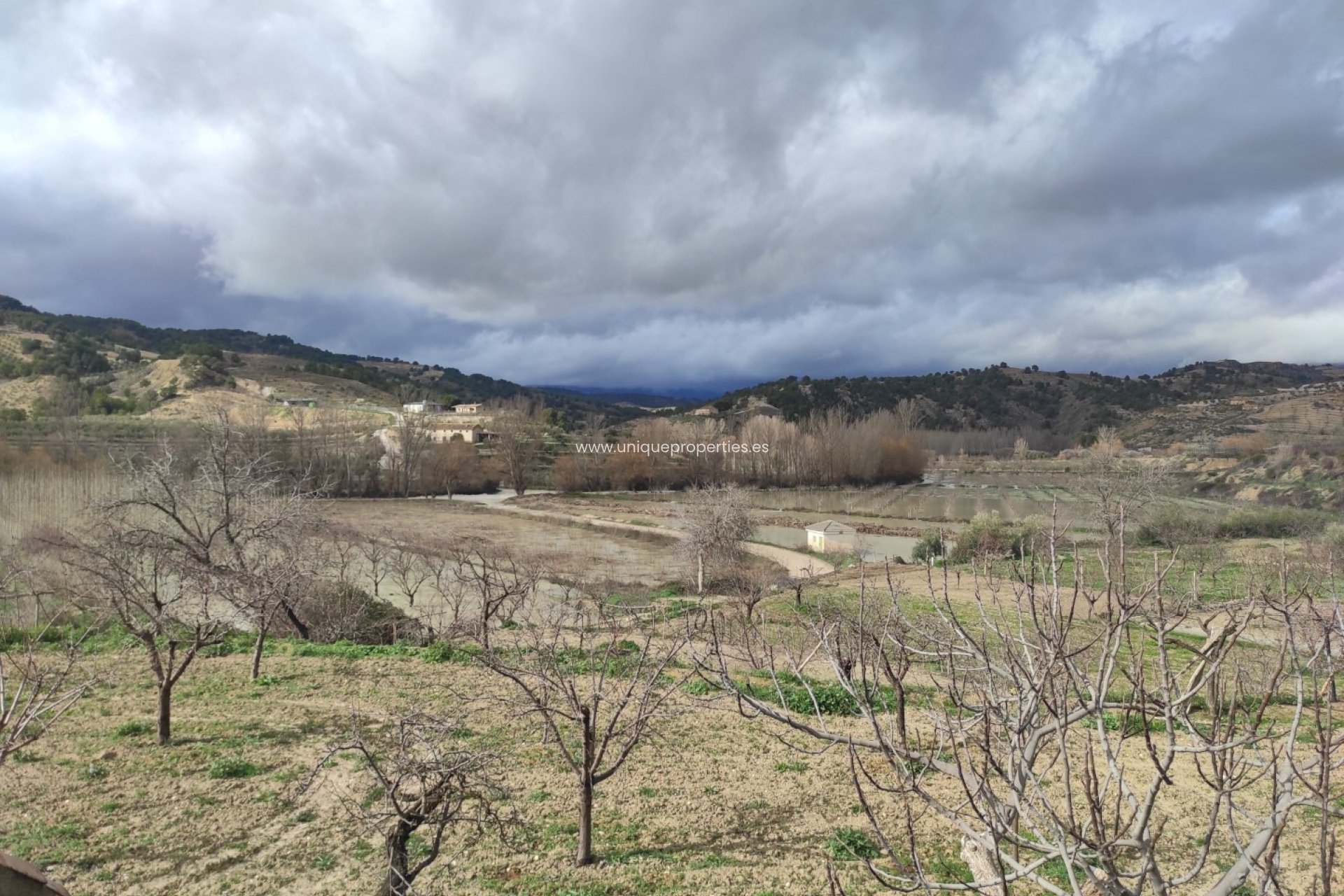 Herverkoop - Village House -
Cortes de Baza