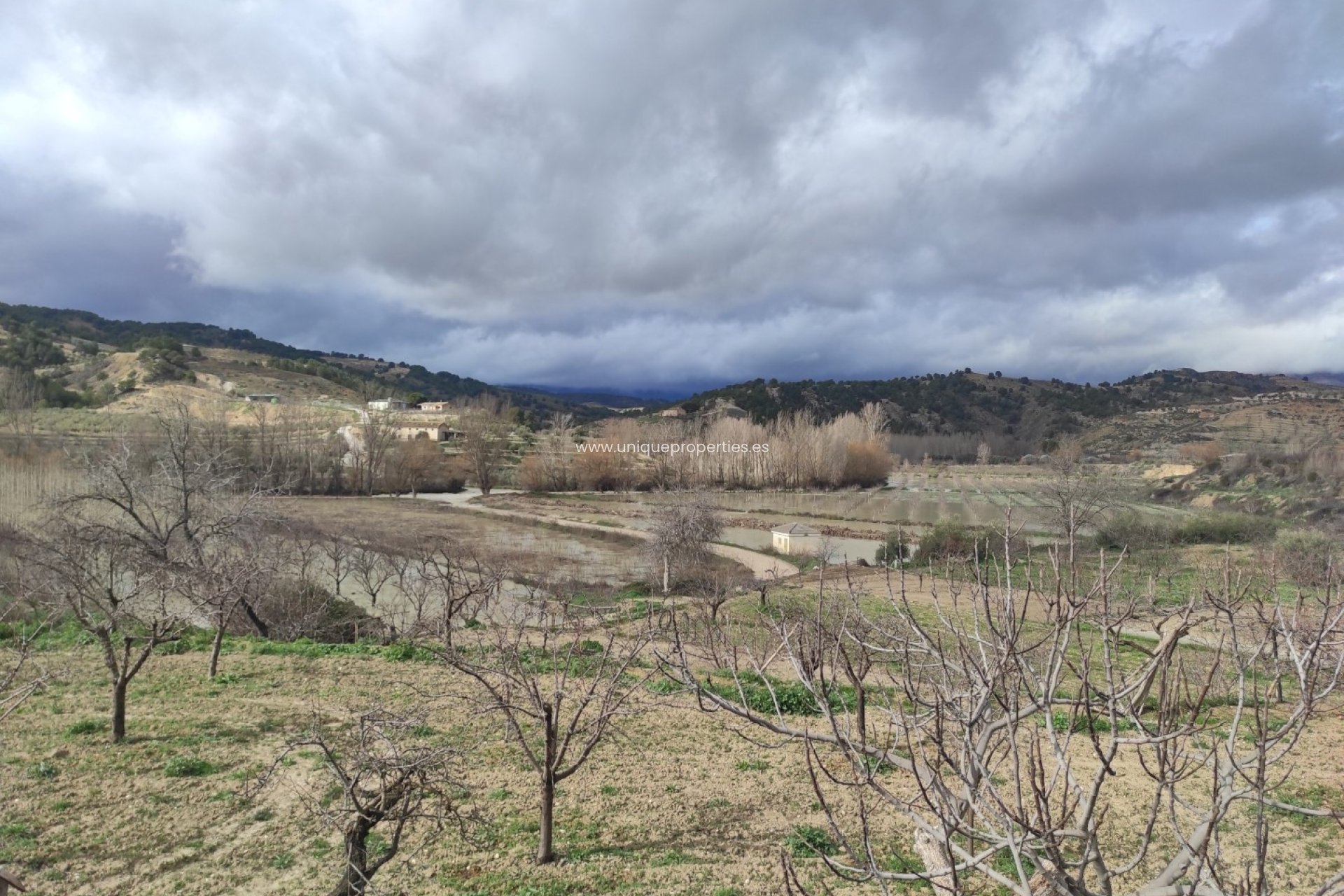 Herverkoop - Village House -
Cortes de Baza