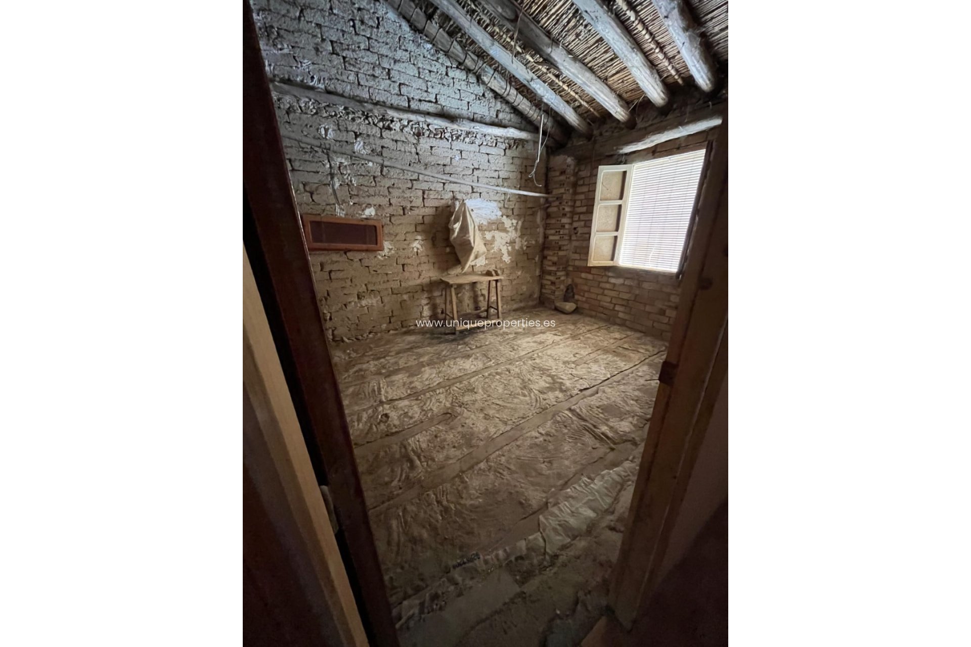 Herverkoop - Village House -
Cortes de Baza