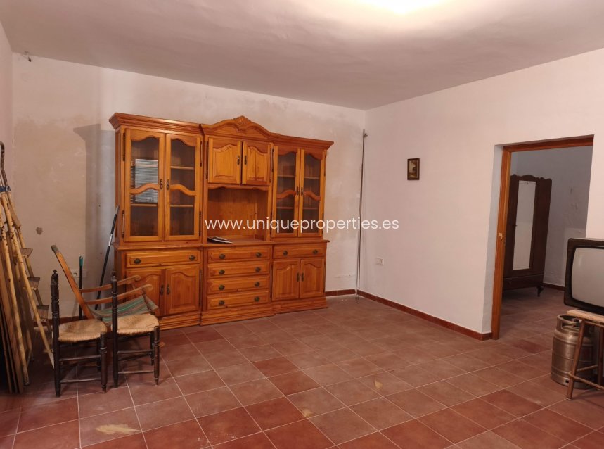 Herverkoop - Village House -
Olula del Rio