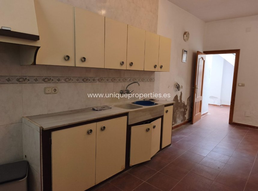 Herverkoop - Village House -
Olula del Rio