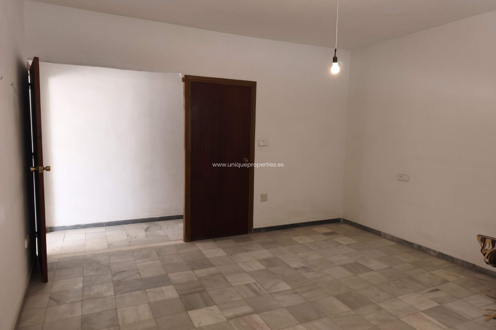 Herverkoop - Village House -
Olula del Rio