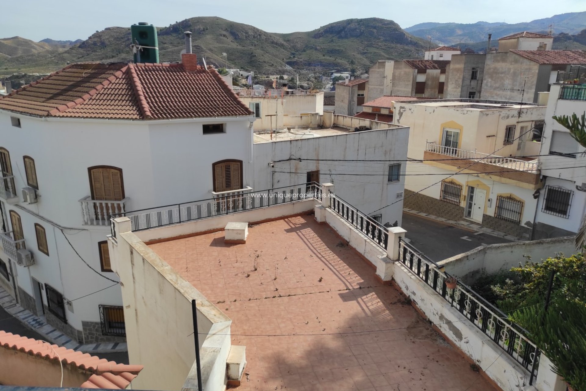 Herverkoop - Village House -
Olula del Rio