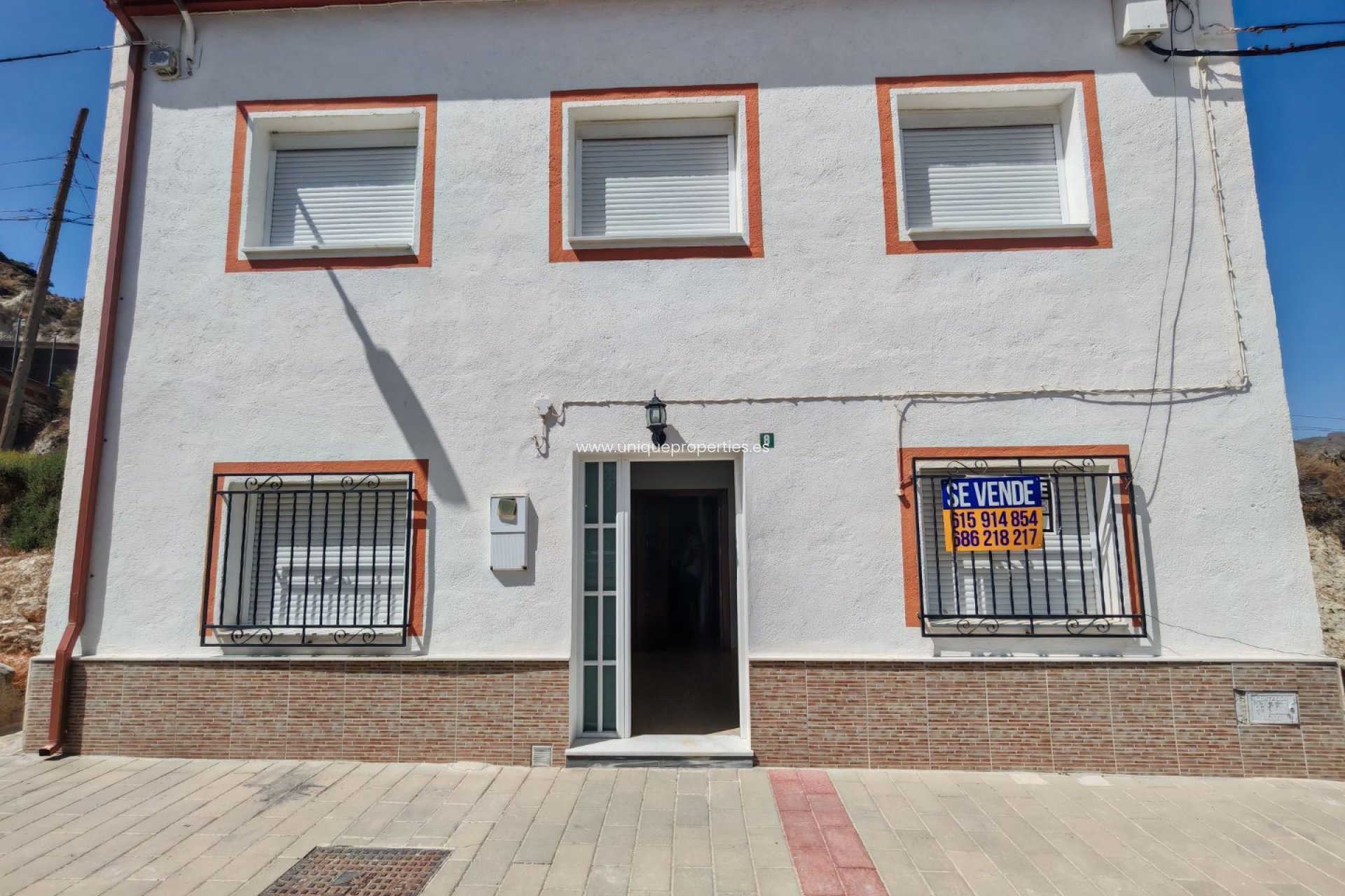 Herverkoop - Village House -
Partaloa