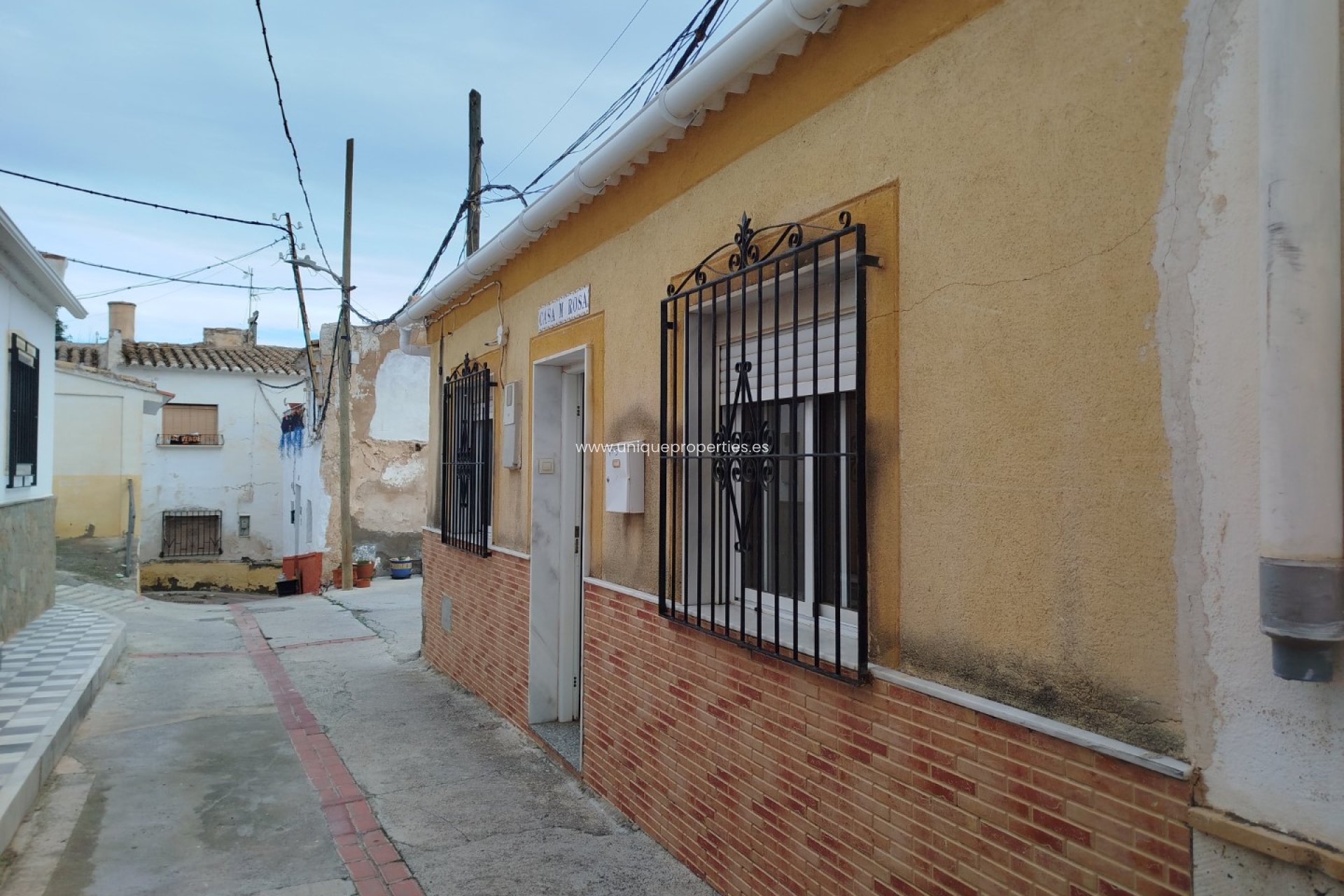 Herverkoop - Village House -
Purchena