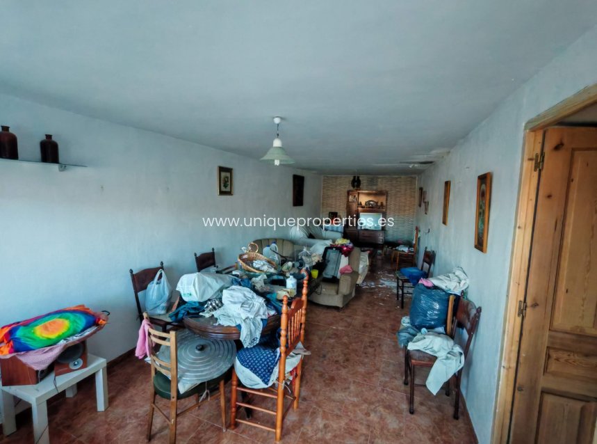 Herverkoop - Village House -
Purchena