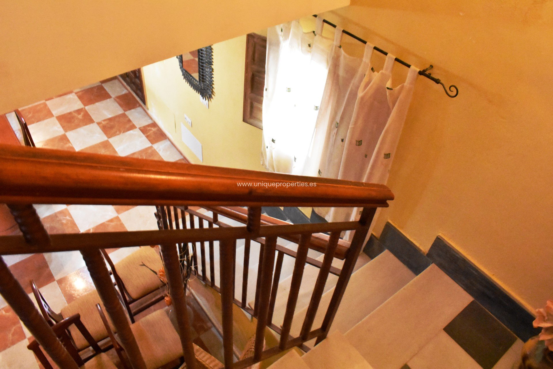 Herverkoop - Village House -
Purchena