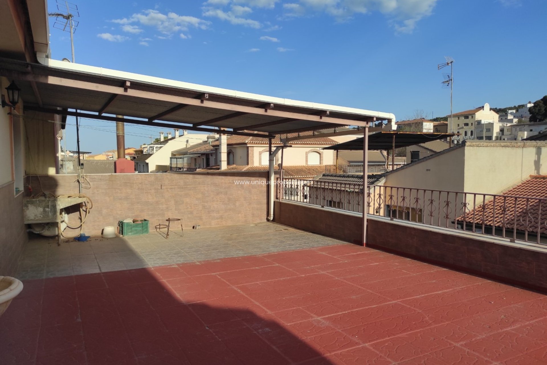 Herverkoop - Village House -
Tijola