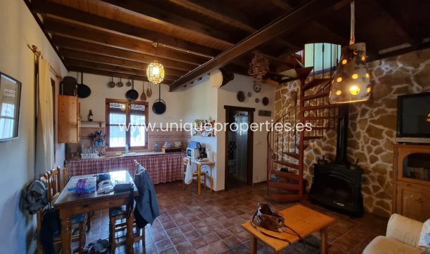 House - Reventa - Orihuela -
                Benferri