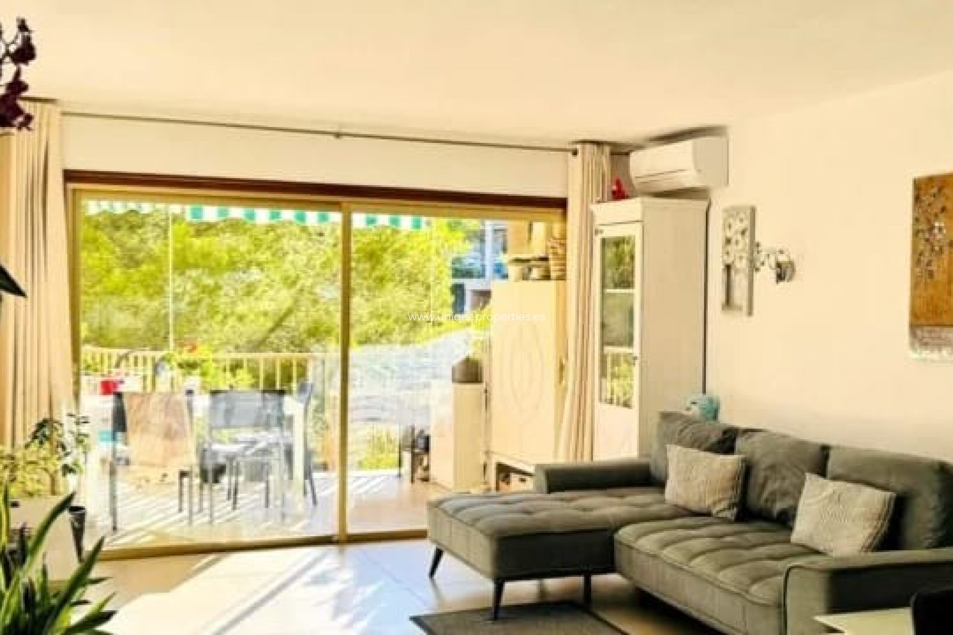 Resale - Apartment -
Cala Vinyes - Calvià