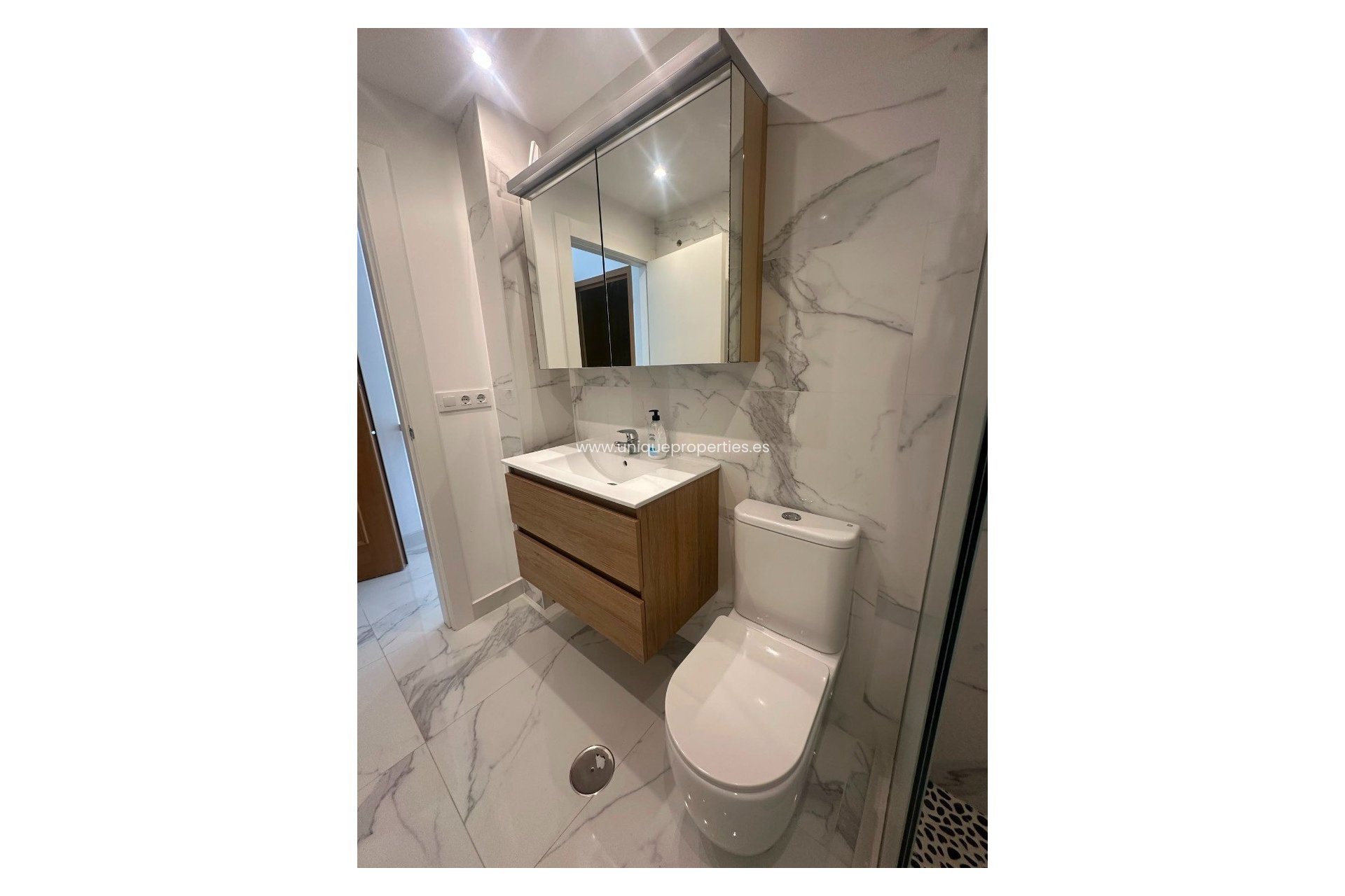 Resale - Apartment -
CARTAGENA - LA MANGA DEL MAR MENOR
