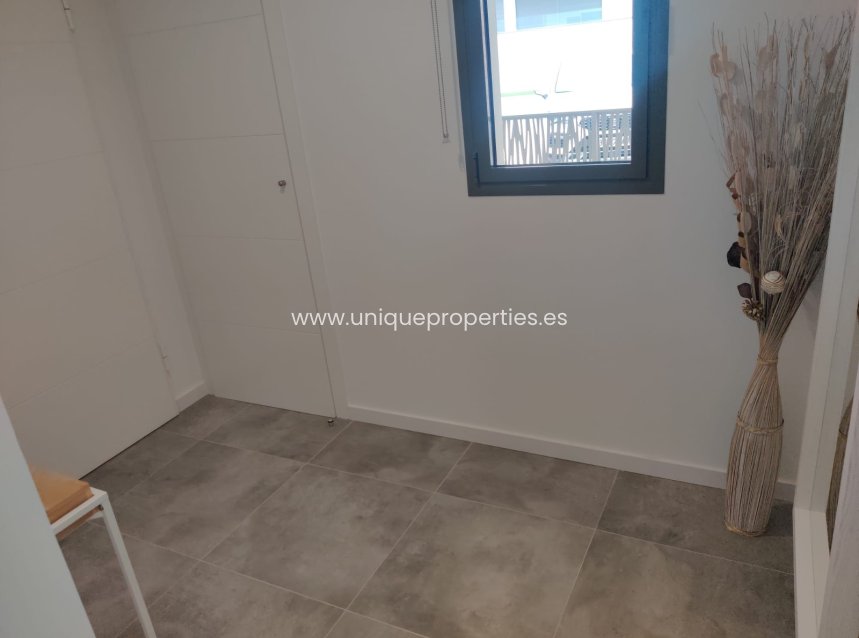 Resale - Apartment -
Finestrat - FINESTRAT