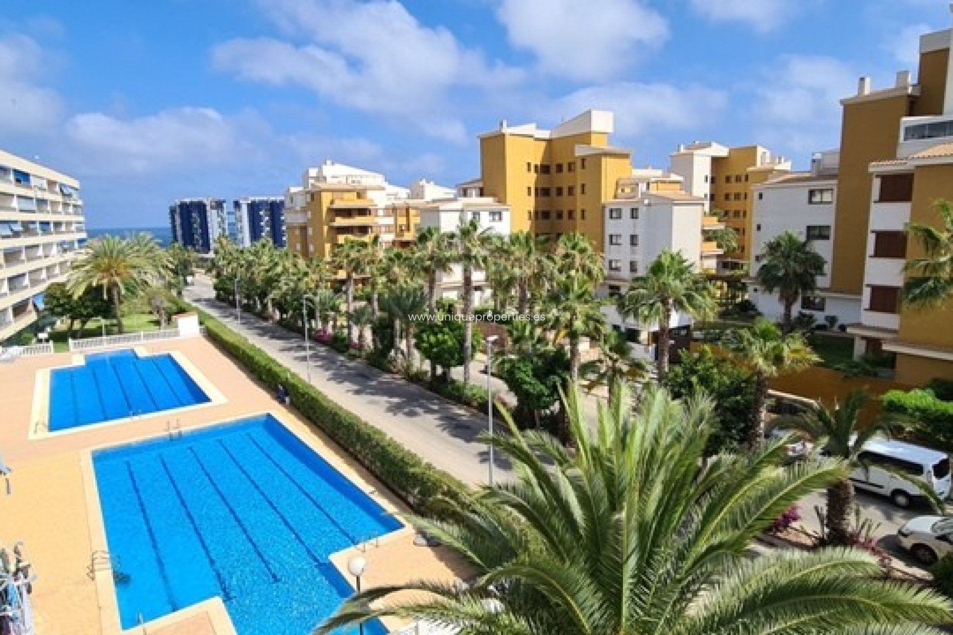 Resale - Apartment -
Orihuela Costa - Punta Prima