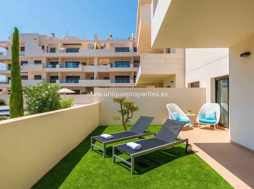 Resale - Apartment -
Orihuela Costa