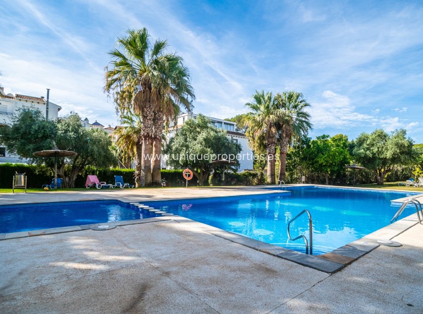 Resale - Apartment -
Orihuela - VILLAMARTÍN
