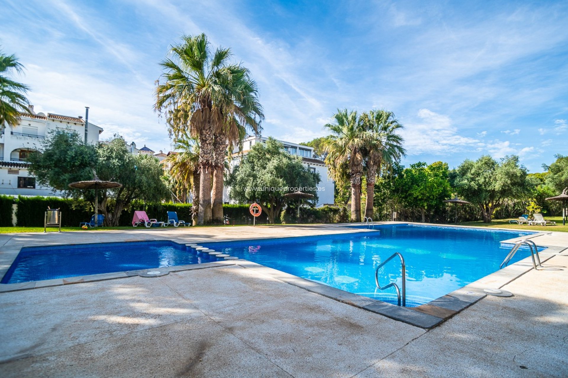 Resale - Apartment -
Orihuela - VILLAMARTÍN